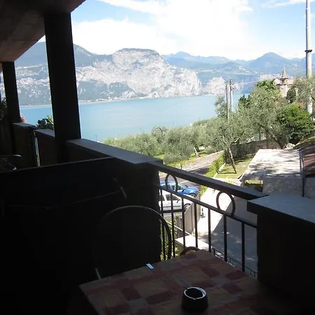 Pace Brenzone sul Garda
