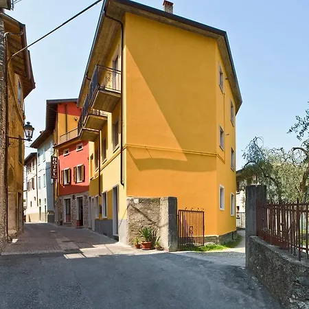 Pace Brenzone sul Garda